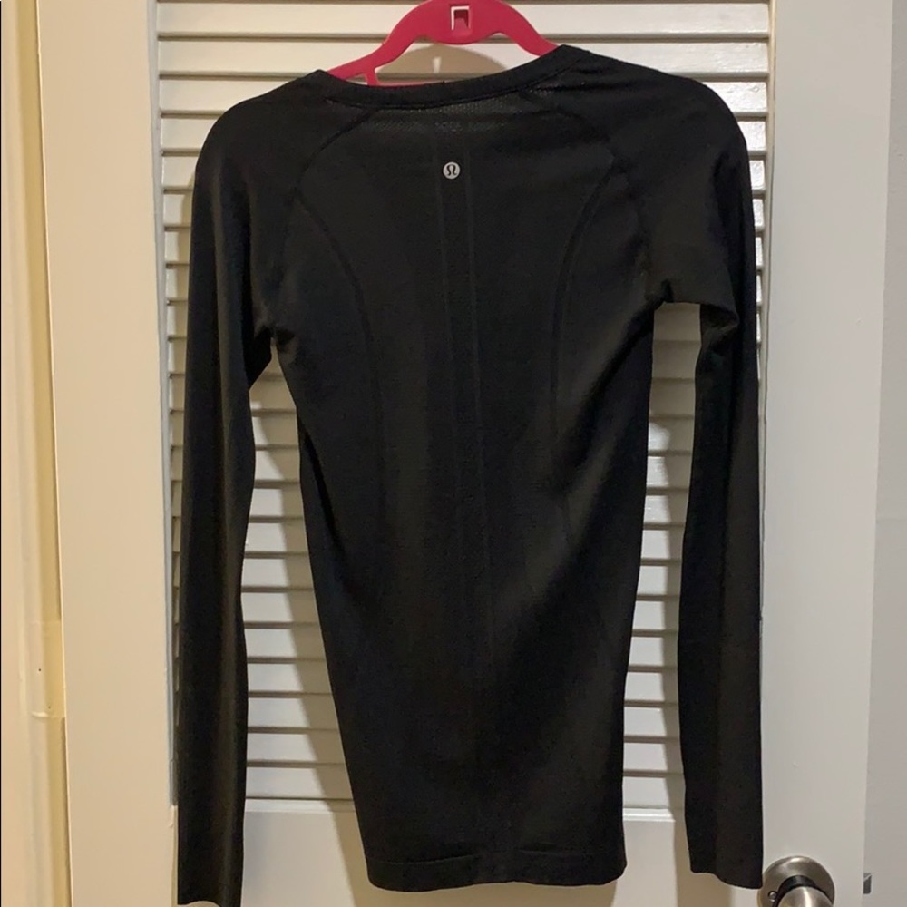 lululemon black long sleeve